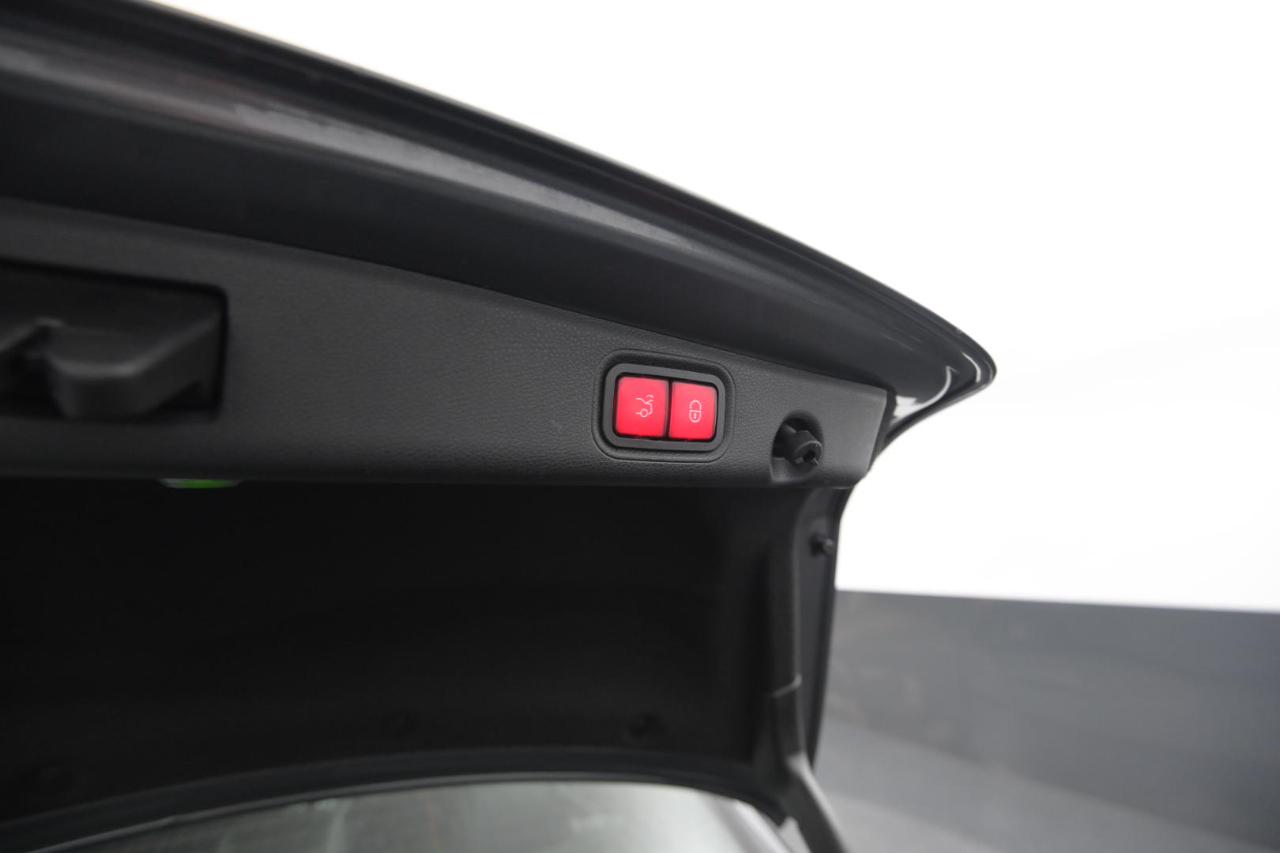 Mercedes-Benz E-Class E 350 4MATIC Sedan 2020