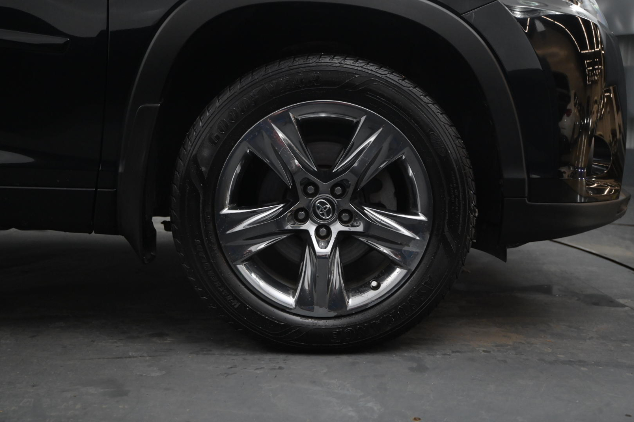 Toyota Highlander Limited V6 AWD (Natl) 2018