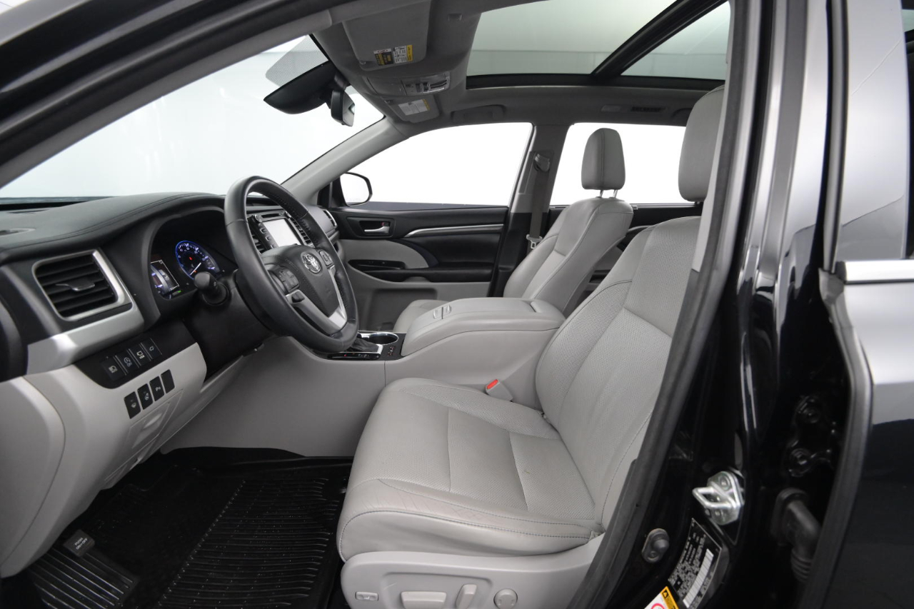 Toyota Highlander Limited V6 AWD (Natl) 2018