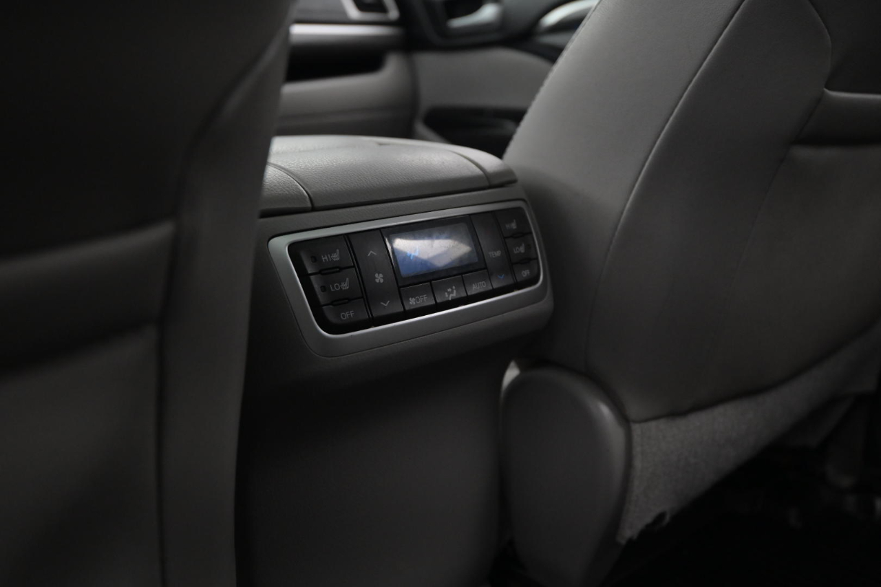 Toyota Highlander Limited V6 AWD (Natl) 2018