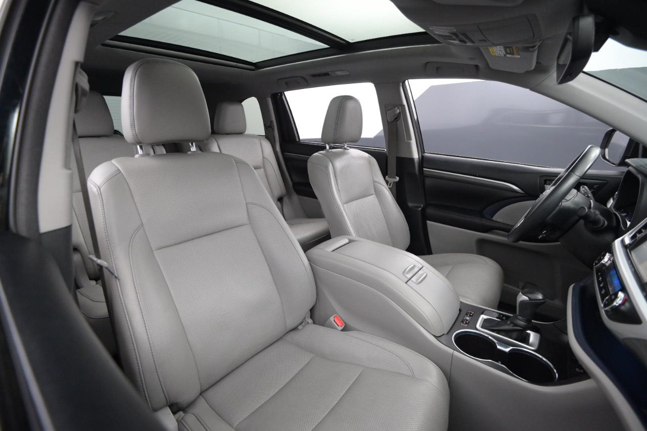 Toyota Highlander Limited V6 AWD (Natl) 2018