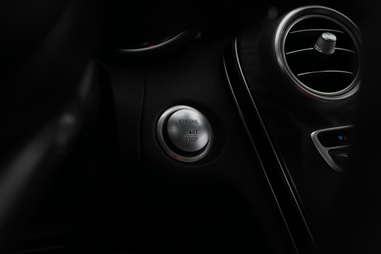 Mercedes-Benz C-Class  2018