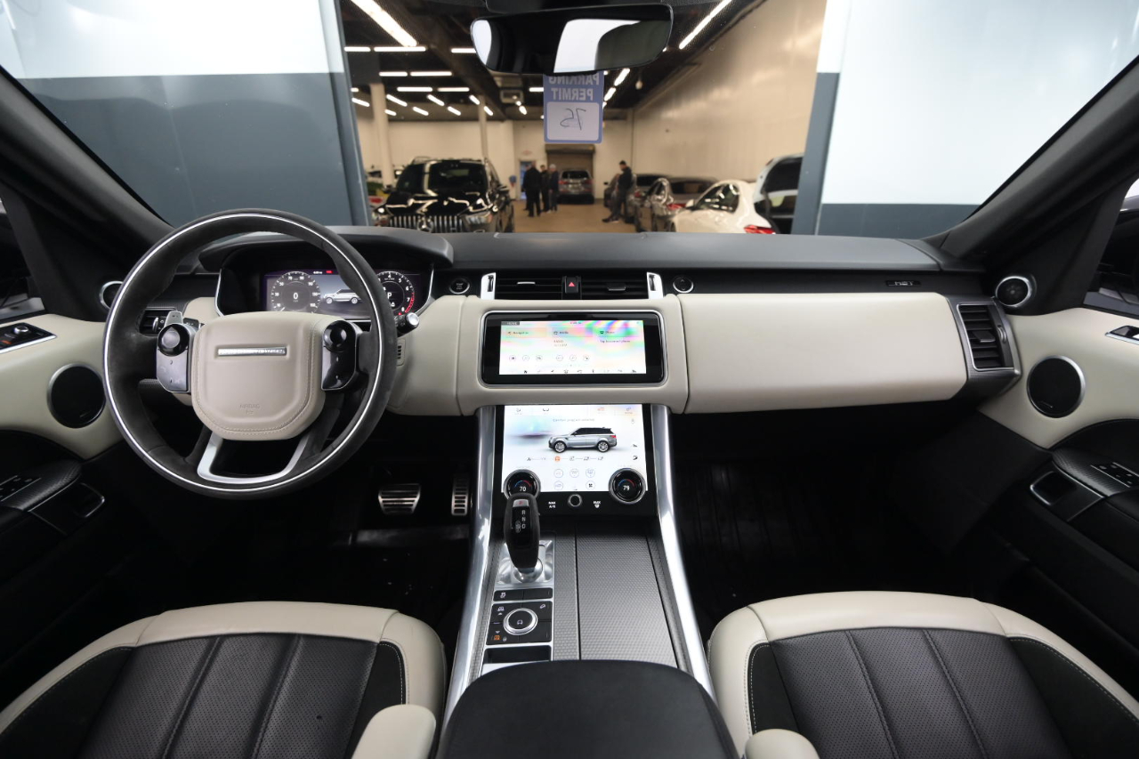 Land Rover Range Rover Sport Turbo i6 MHEV HST 2022