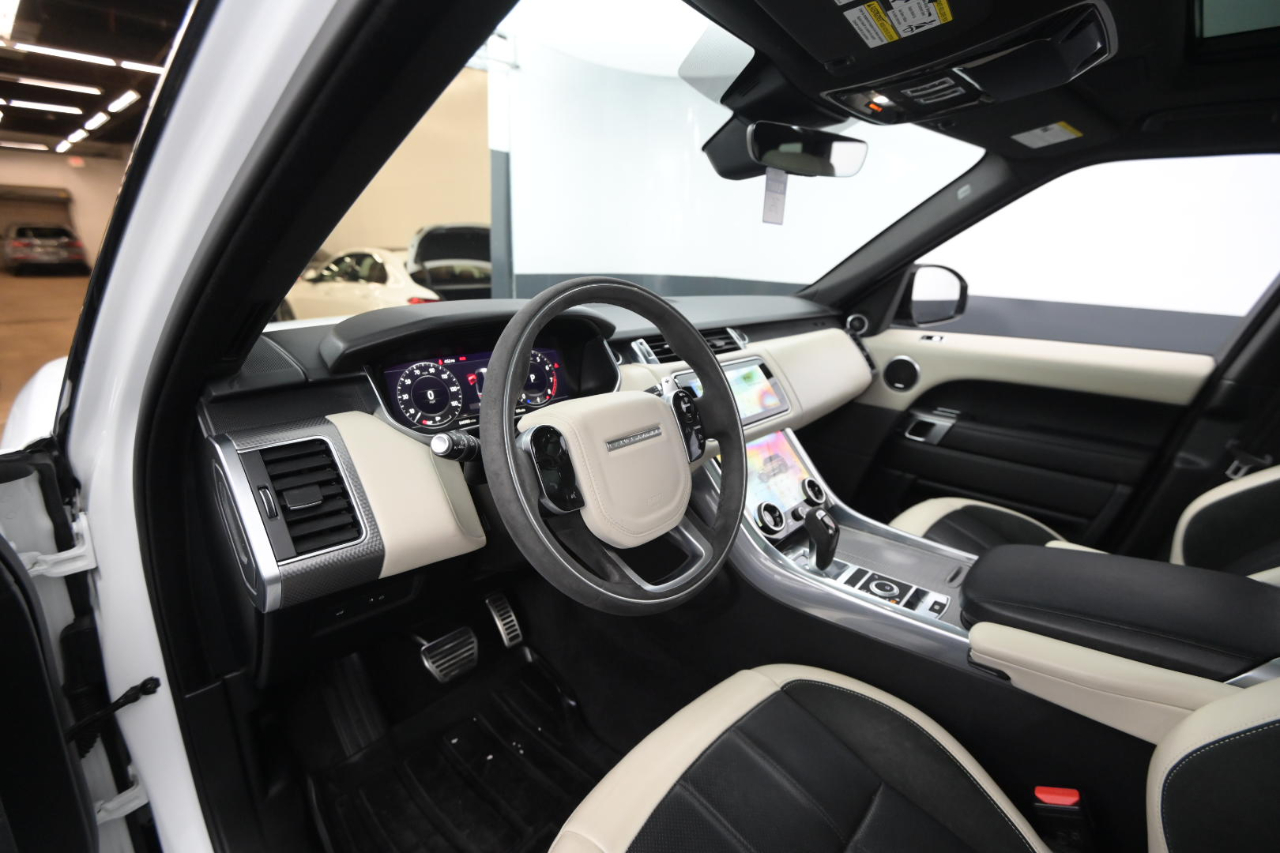 Land Rover Range Rover Sport Turbo i6 MHEV HST 2022