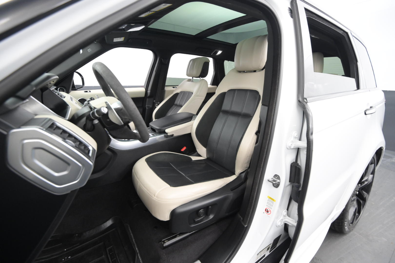 Land Rover Range Rover Sport Turbo i6 MHEV HST 2022