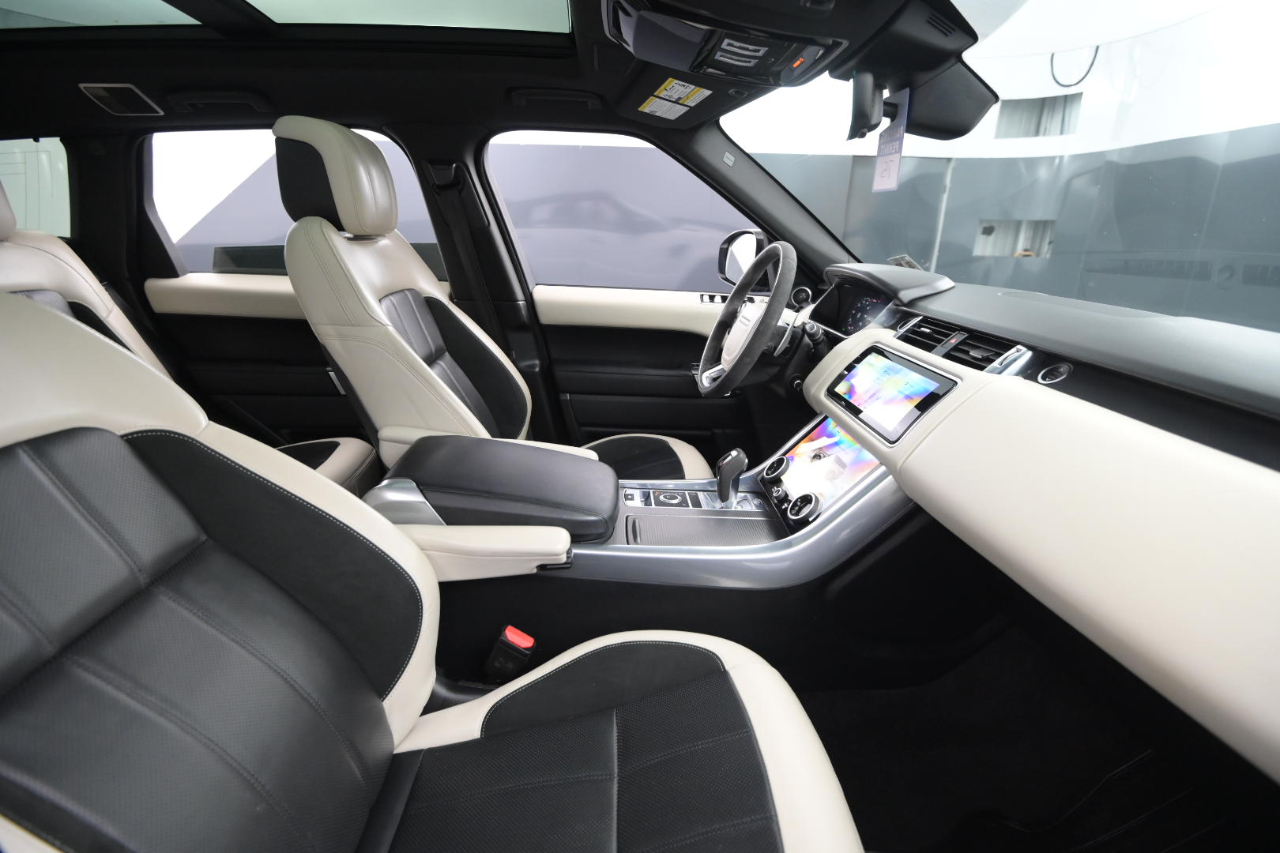 Land Rover Range Rover Sport Turbo i6 MHEV HST 2022