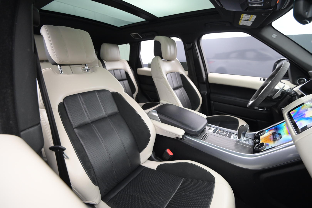 Land Rover Range Rover Sport Turbo i6 MHEV HST 2022