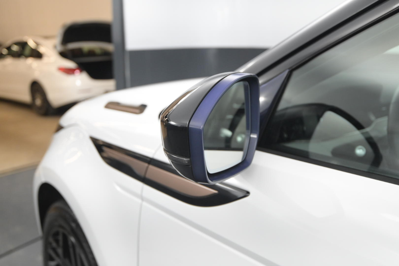 Land Rover Range Rover Evoque P300 R-Dynamic S 2020