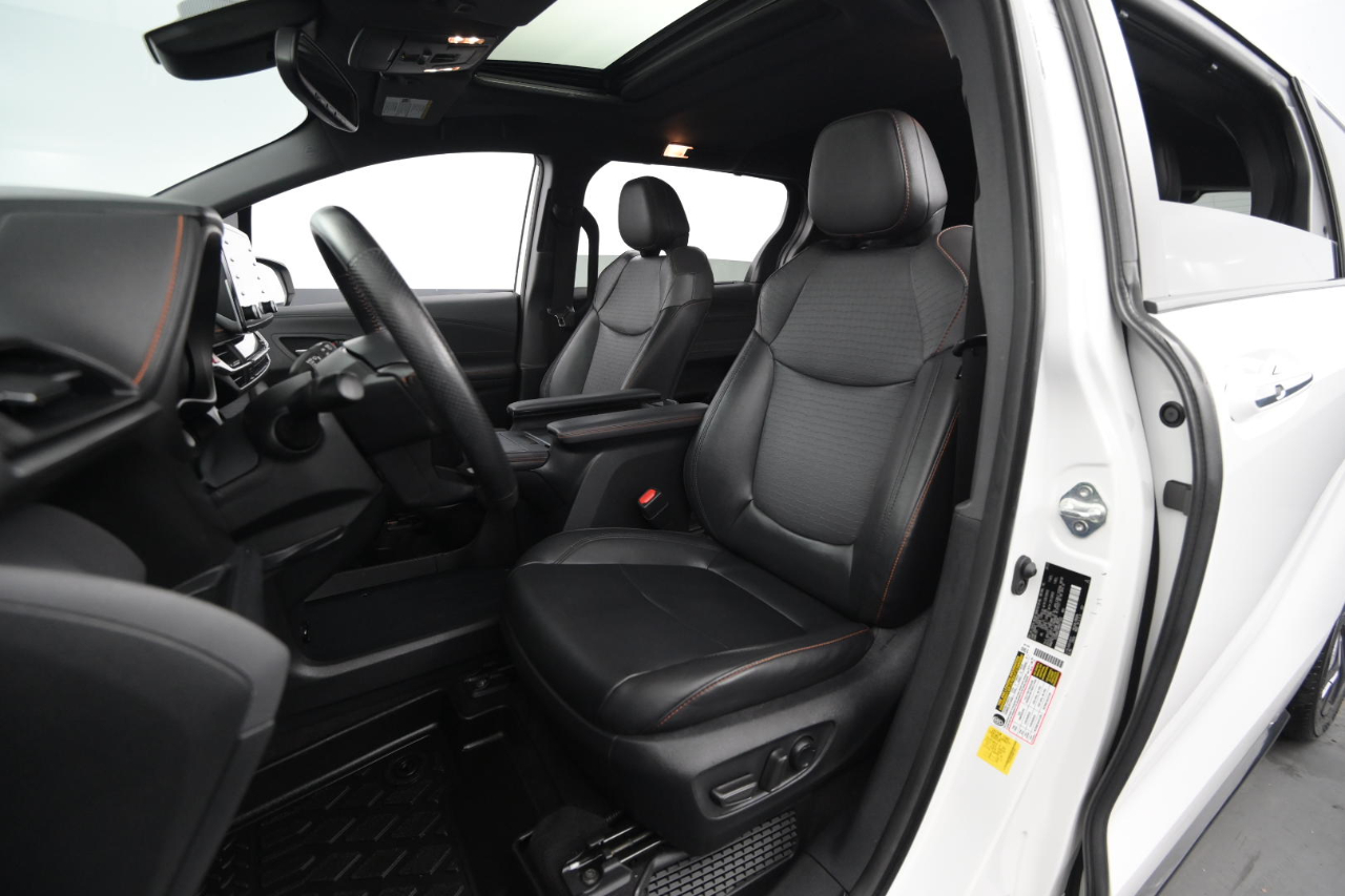 Toyota Sienna XSE FWD 7-Passenger (Natl) 2022