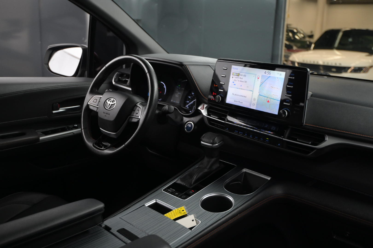 Toyota Sienna XSE FWD 7-Passenger (Natl) 2022