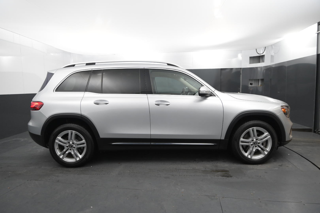 Mercedes-Benz GLB GLB 250 4MATIC SUV 2021