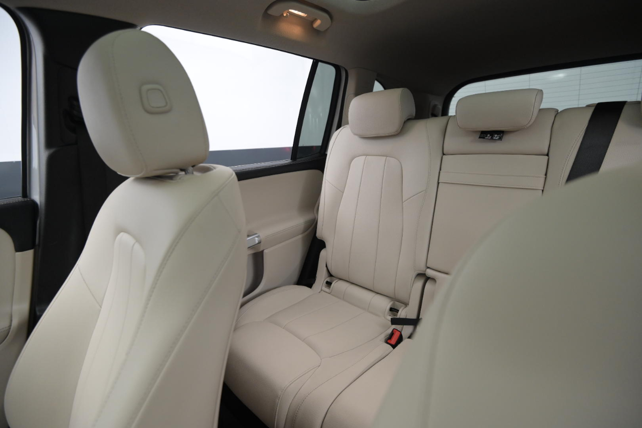 Mercedes-Benz GLB GLB 250 4MATIC SUV 2021