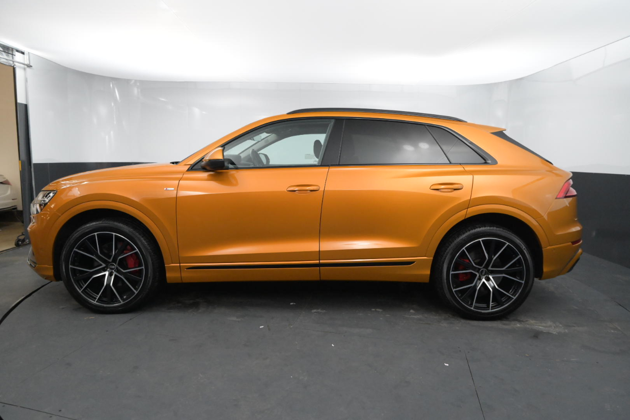 Audi Q8 Premium Plus 55 TFSI quattro 2021