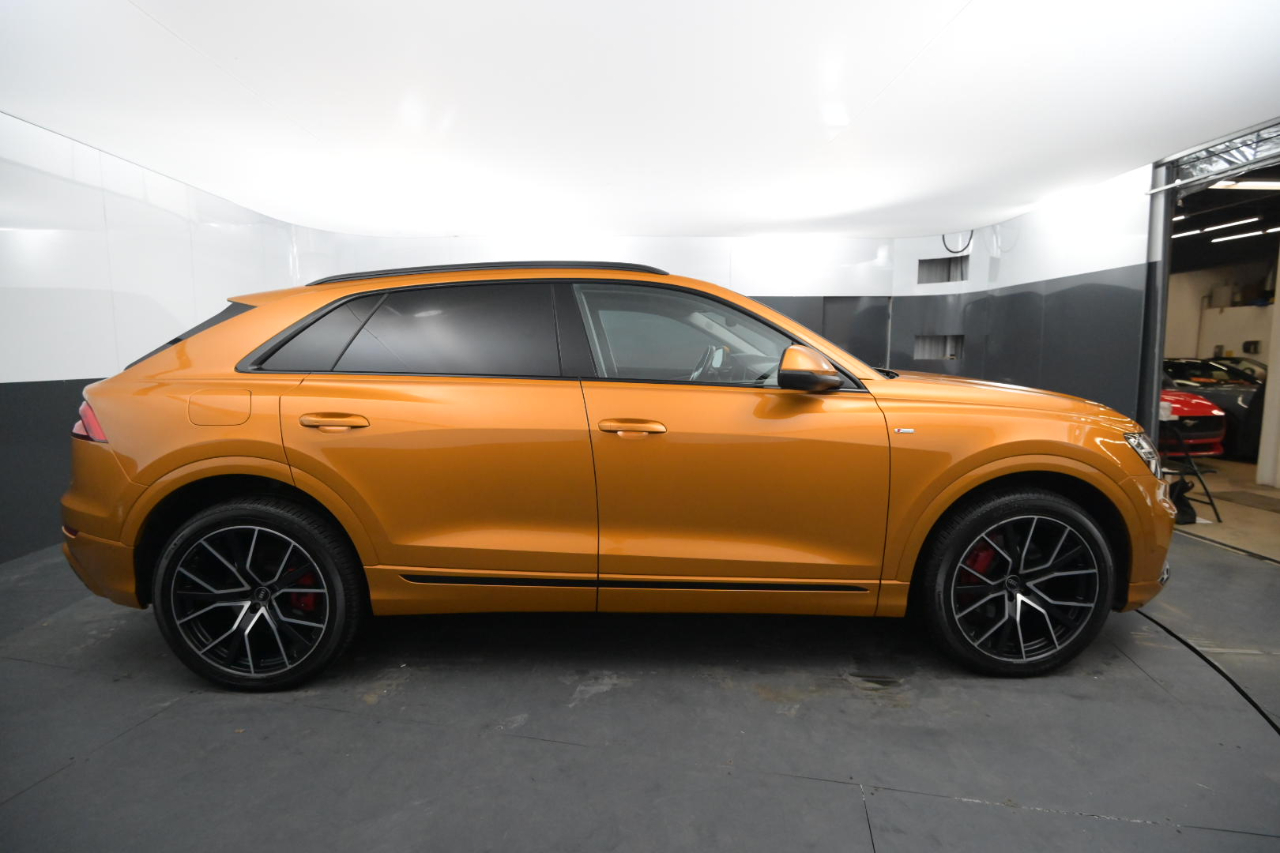 Audi Q8 Premium Plus 55 TFSI quattro 2021