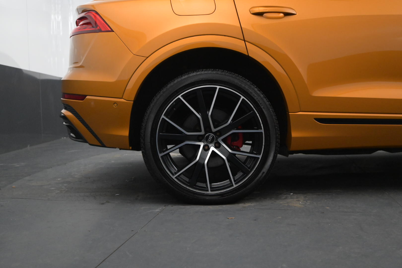 Audi Q8 Premium Plus 55 TFSI quattro 2021