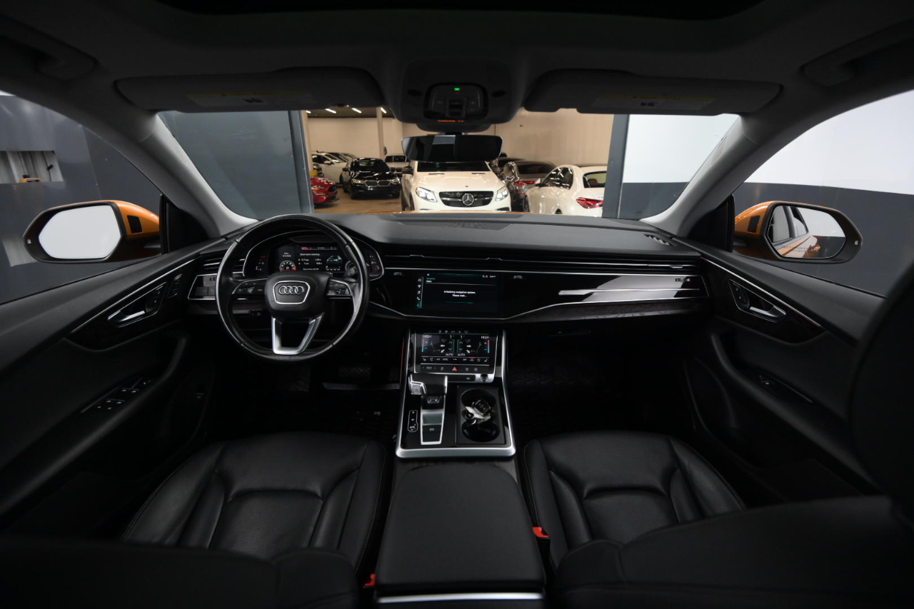 Audi Q8 Premium Plus 55 TFSI quattro 2021