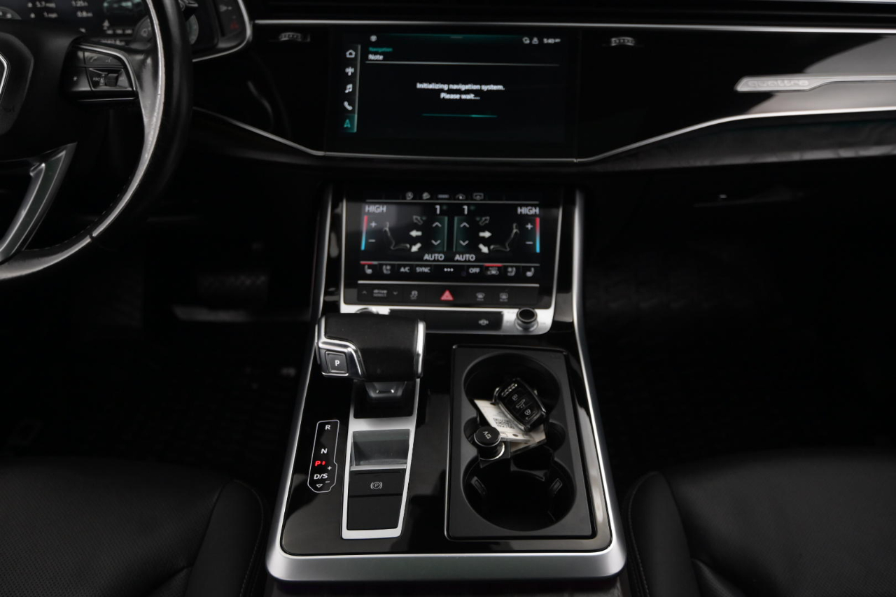 Audi Q8 Premium Plus 55 TFSI quattro 2021