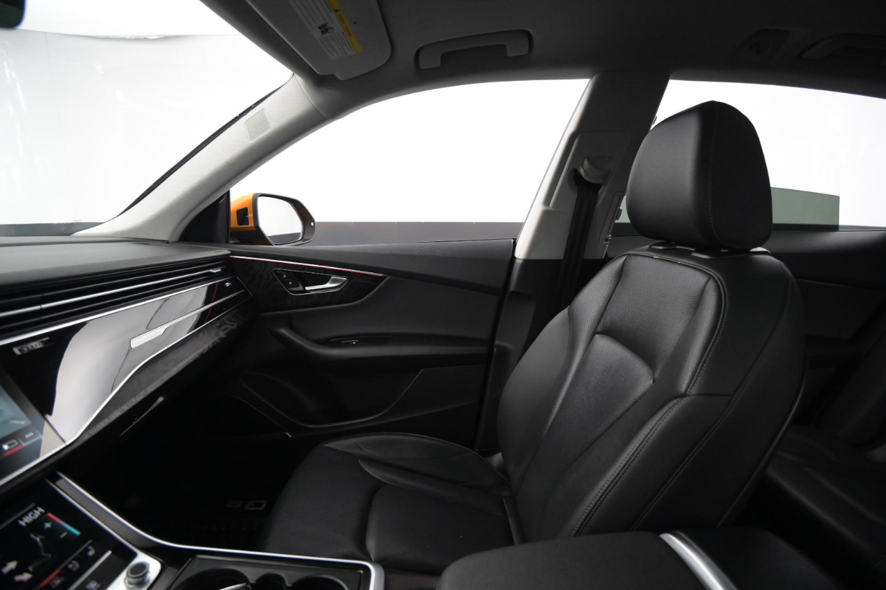 Audi Q8 Premium Plus 55 TFSI quattro 2021