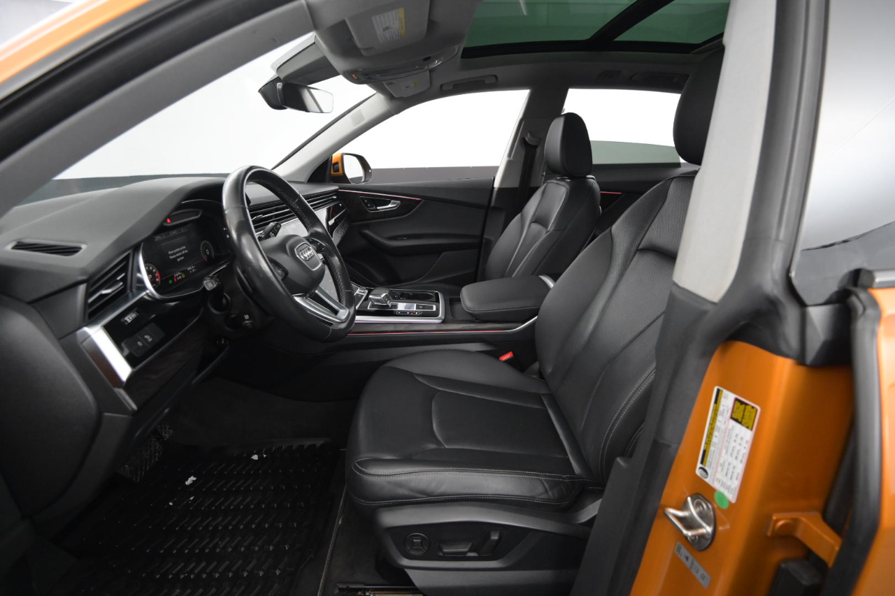 Audi Q8 Premium Plus 55 TFSI quattro 2021