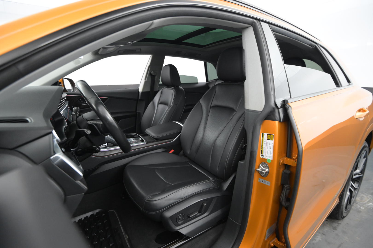 Audi Q8 Premium Plus 55 TFSI quattro 2021