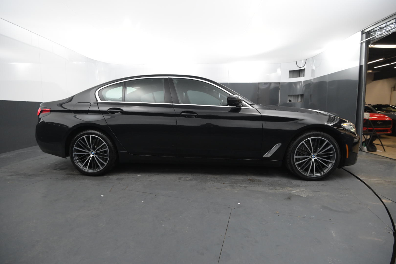 BMW 5 Series 540i xDrive Sedan 2021