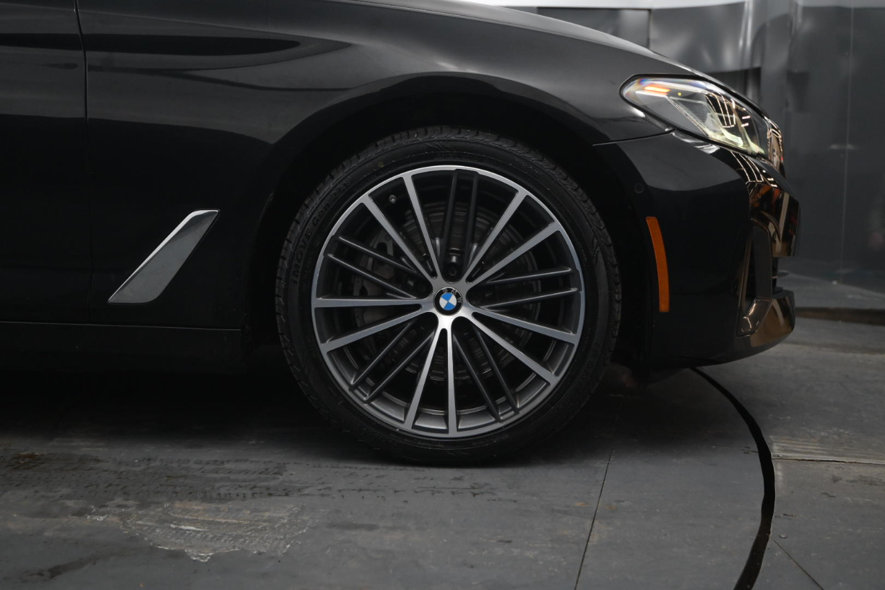 BMW 5 Series 540i xDrive Sedan 2021