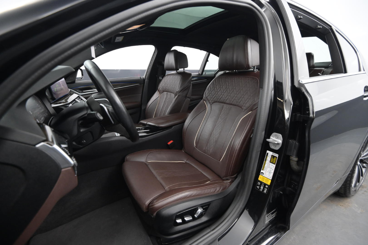 BMW 5 Series 540i xDrive Sedan 2021