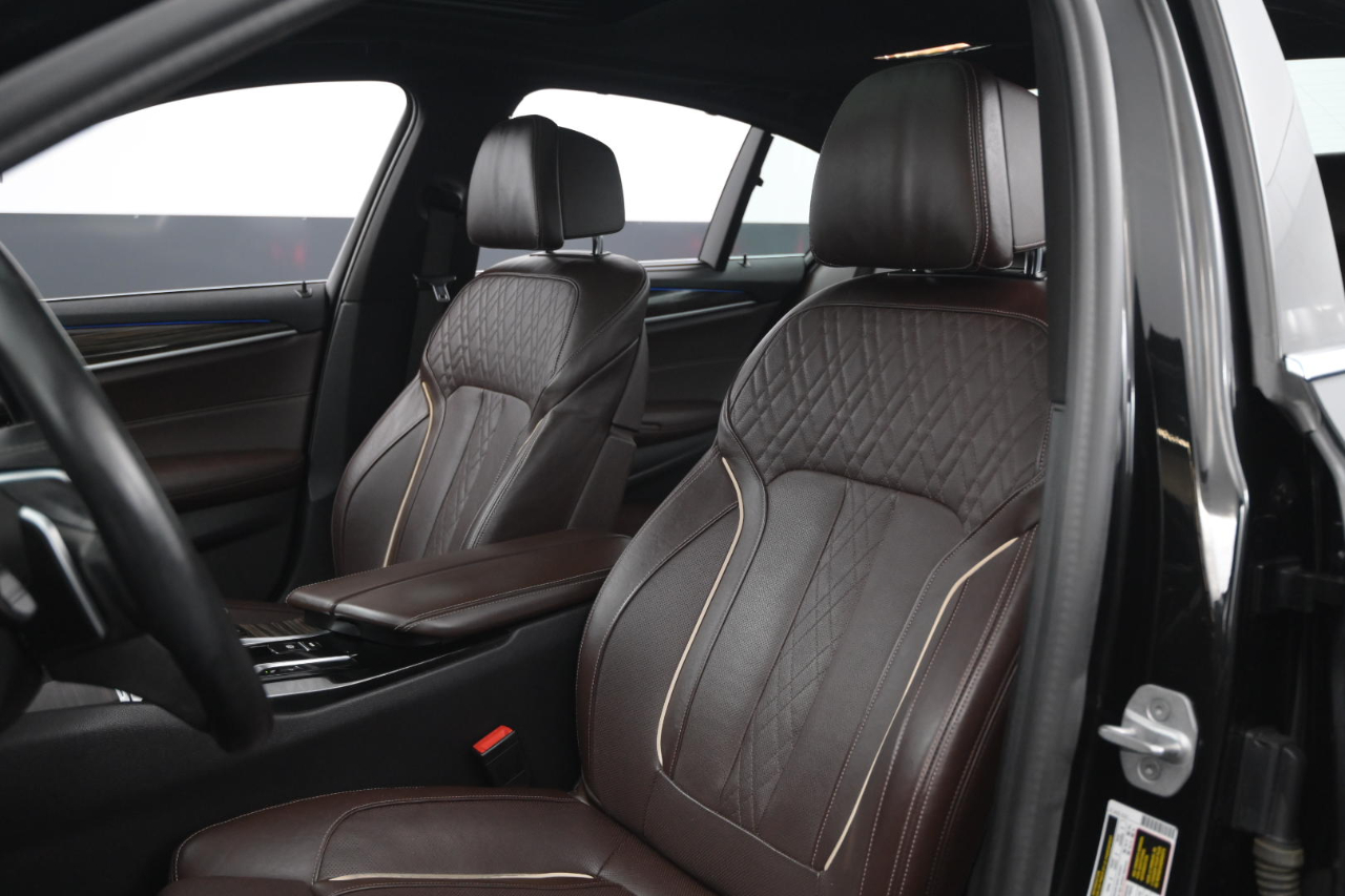 BMW 5 Series 540i xDrive Sedan 2021