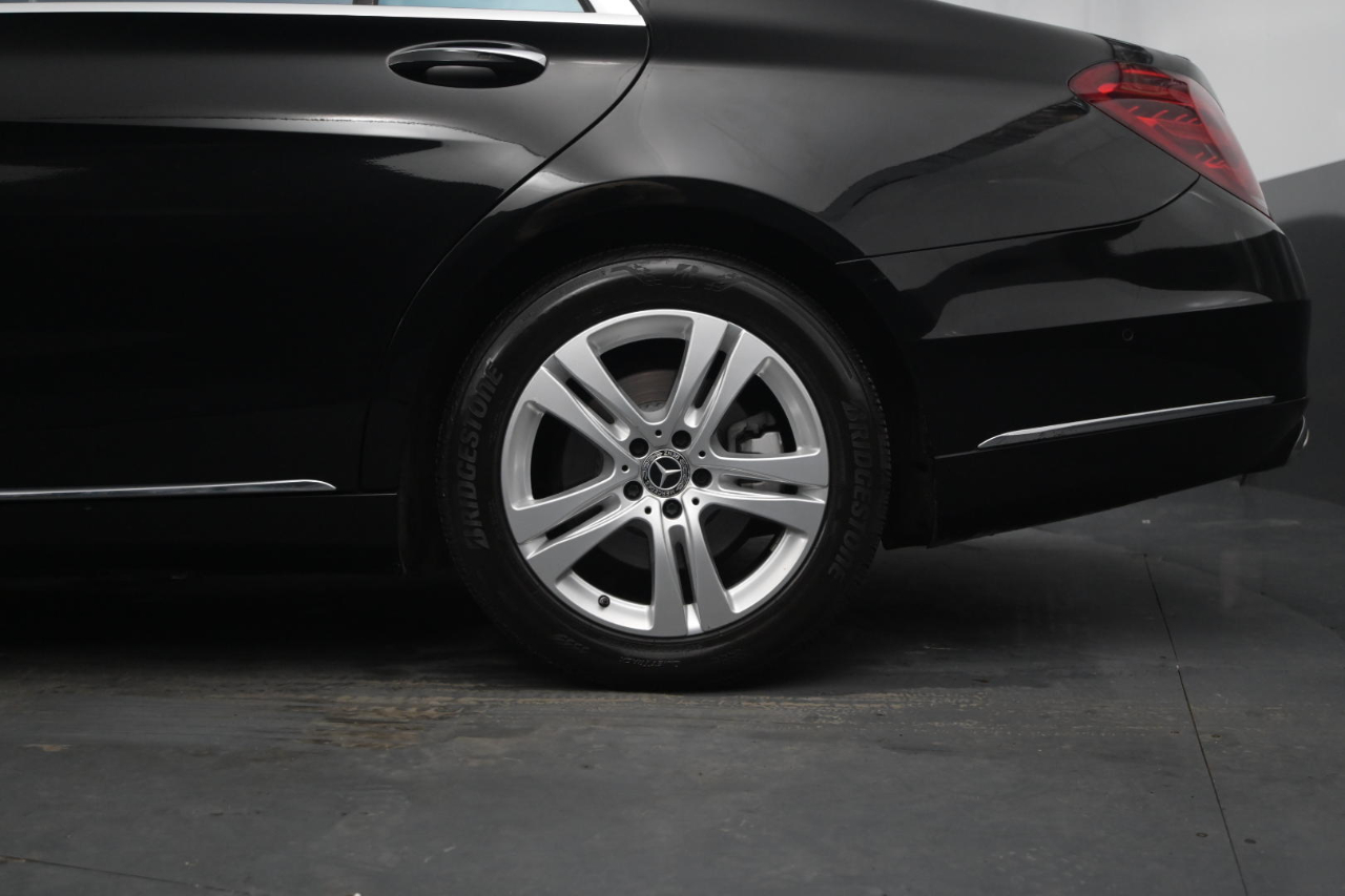 Mercedes-Benz S-Class S 560 4MATIC Sedan 2019