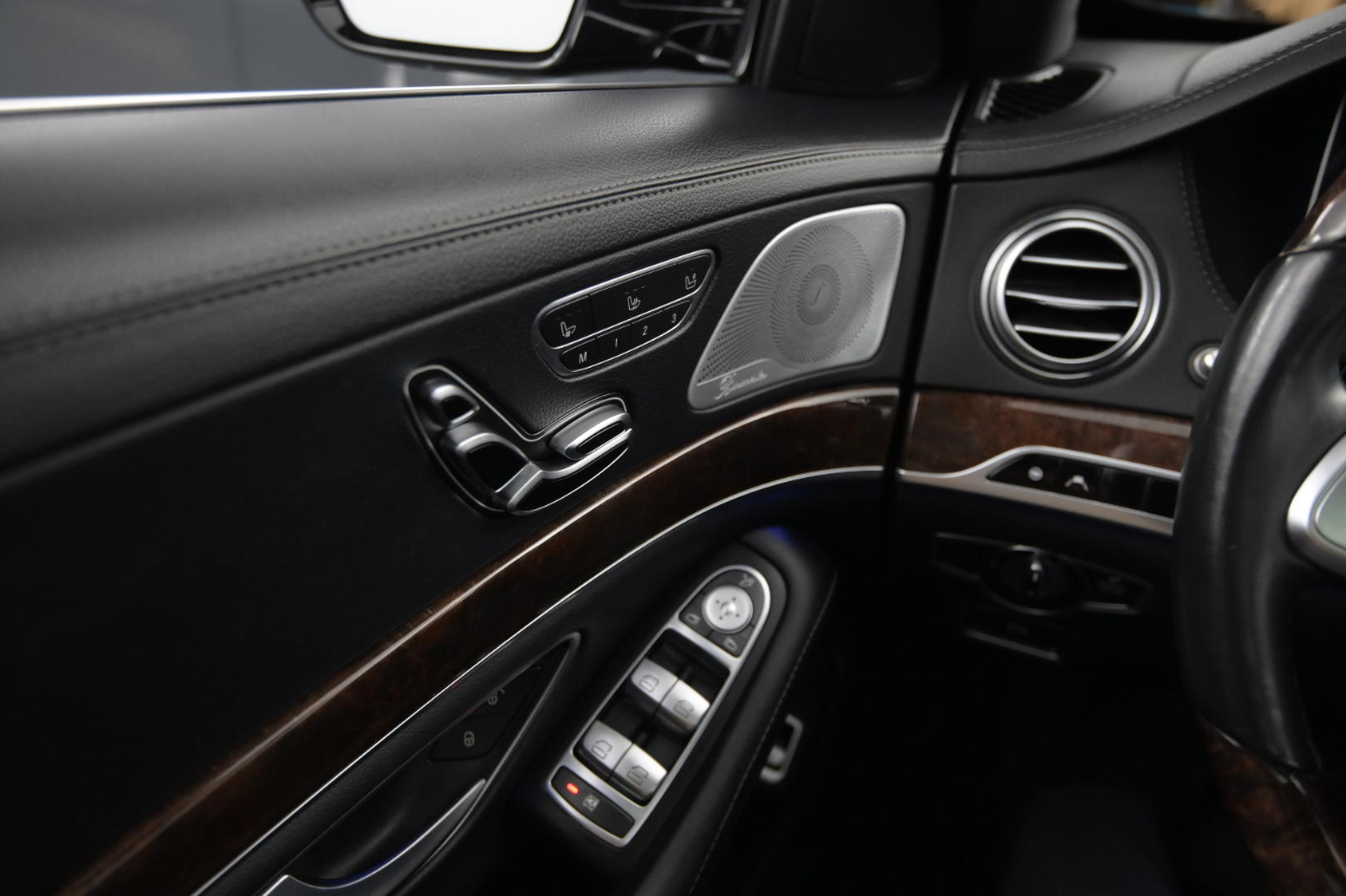 Mercedes-Benz S-Class S 560 4MATIC Sedan 2019