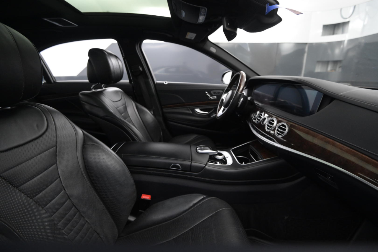 Mercedes-Benz S-Class S 560 4MATIC Sedan 2019