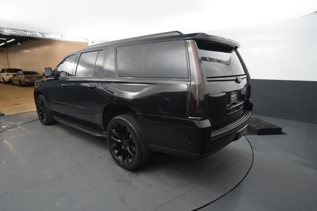Cadillac Escalade ESV 4WD 4dr Luxury 2019