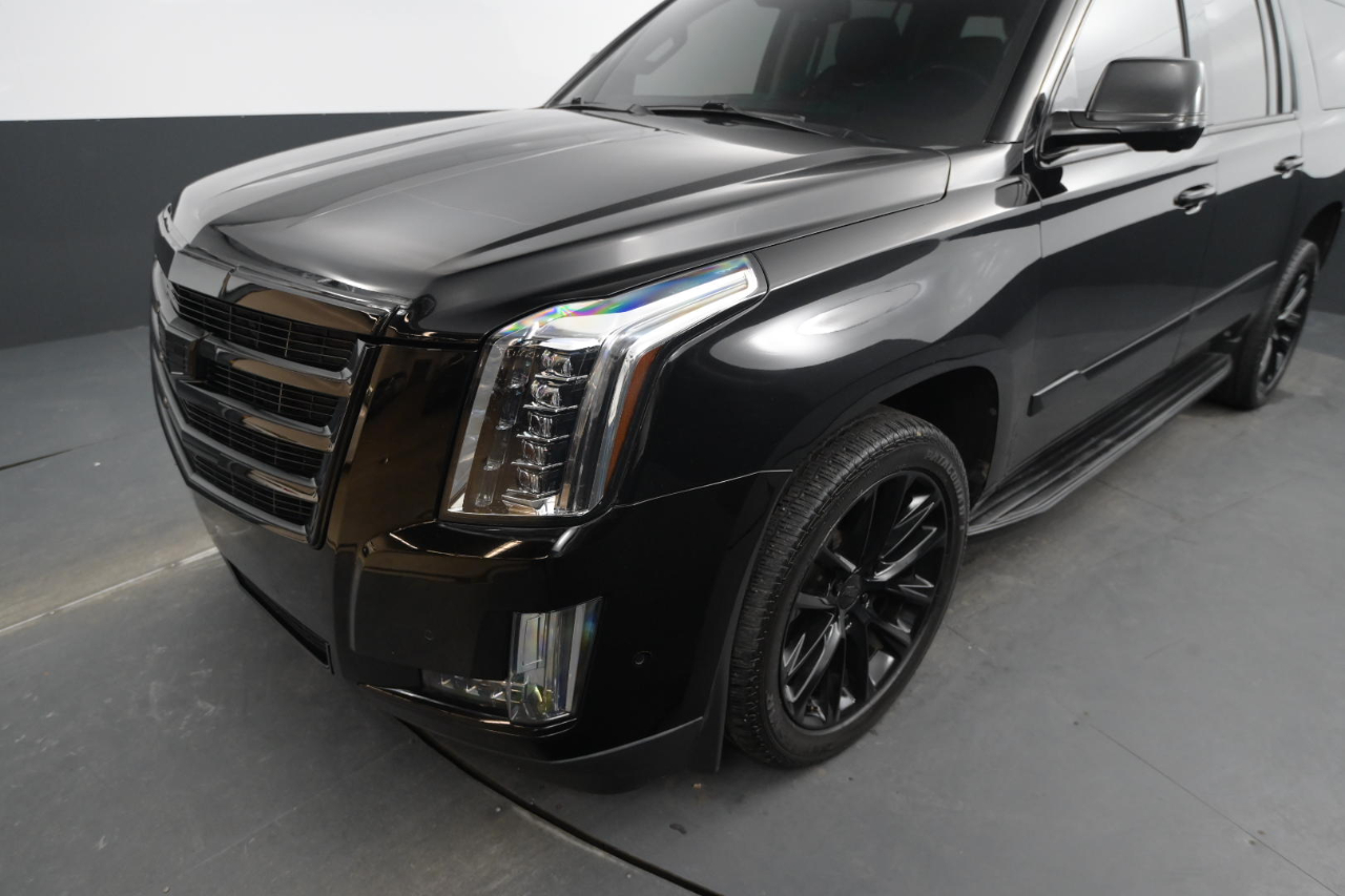 Cadillac Escalade ESV 4WD 4dr Luxury 2019
