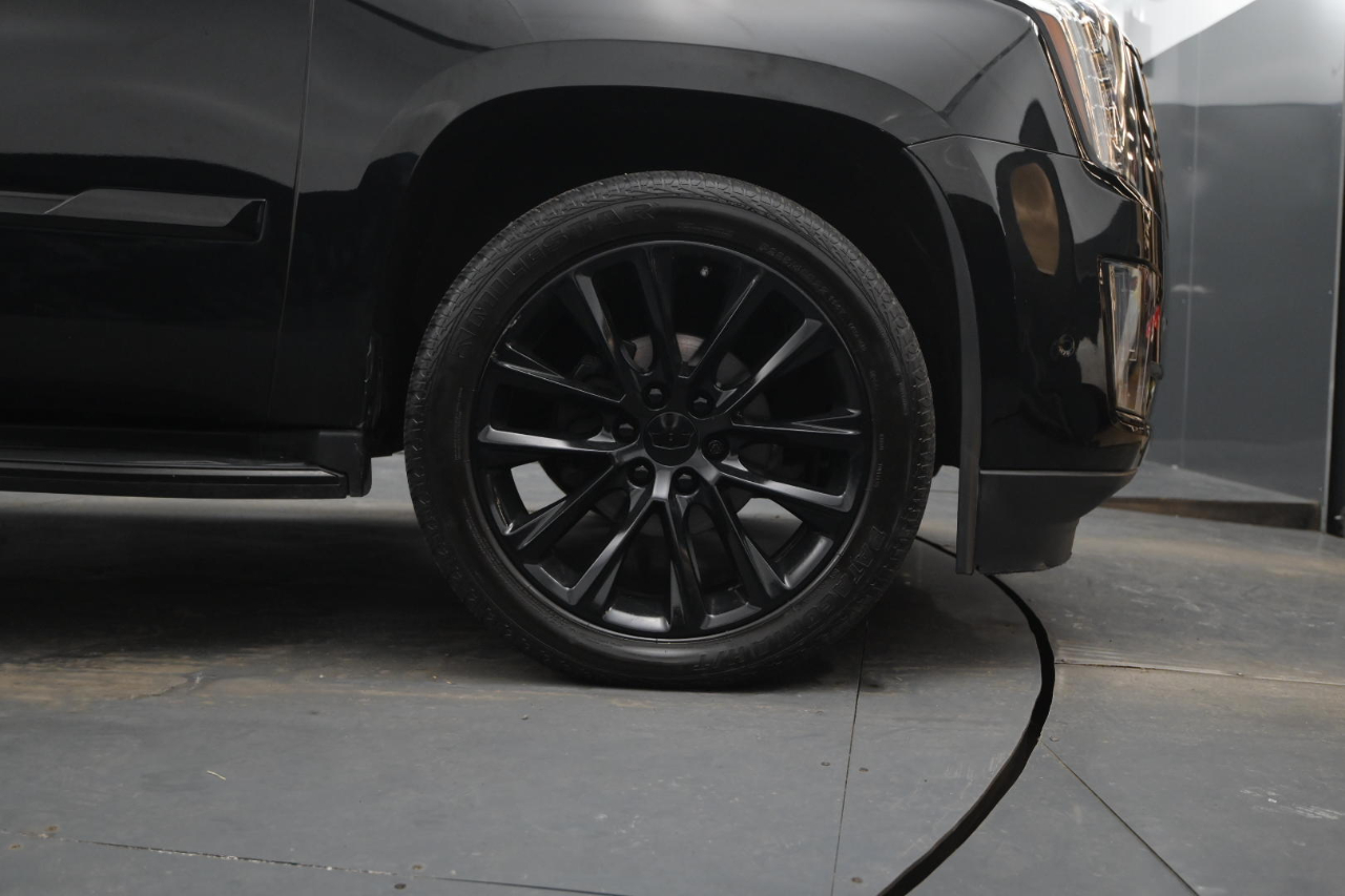 Cadillac Escalade ESV 4WD 4dr Luxury 2019