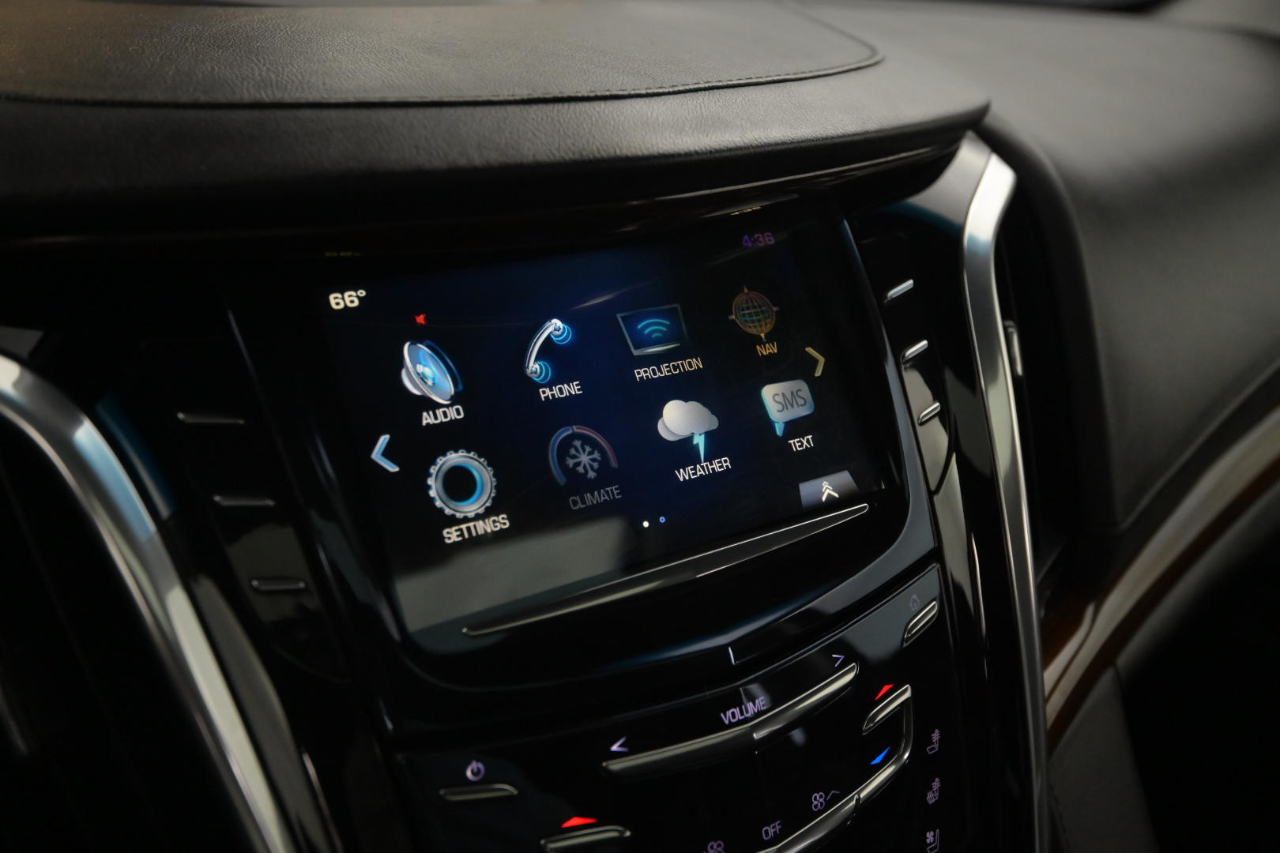 Cadillac Escalade ESV 4WD 4dr Luxury 2019