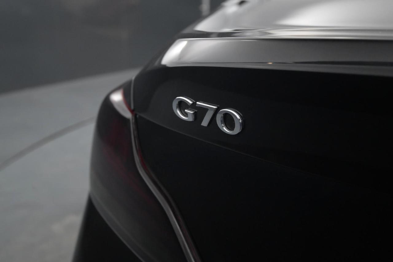 Genesis G70 2.0T Advanced AWD 2019