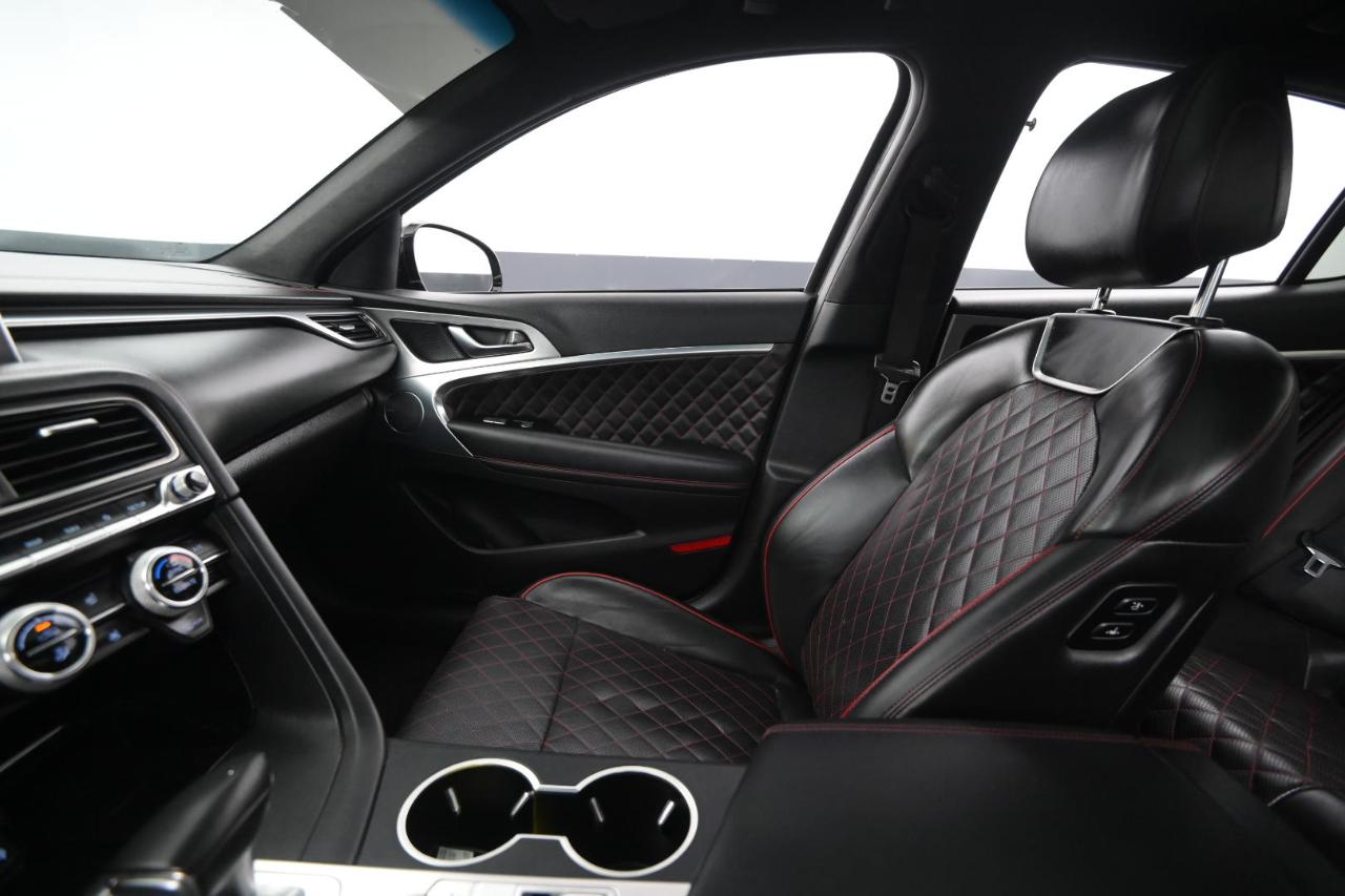 Genesis G70 2.0T Advanced AWD 2019