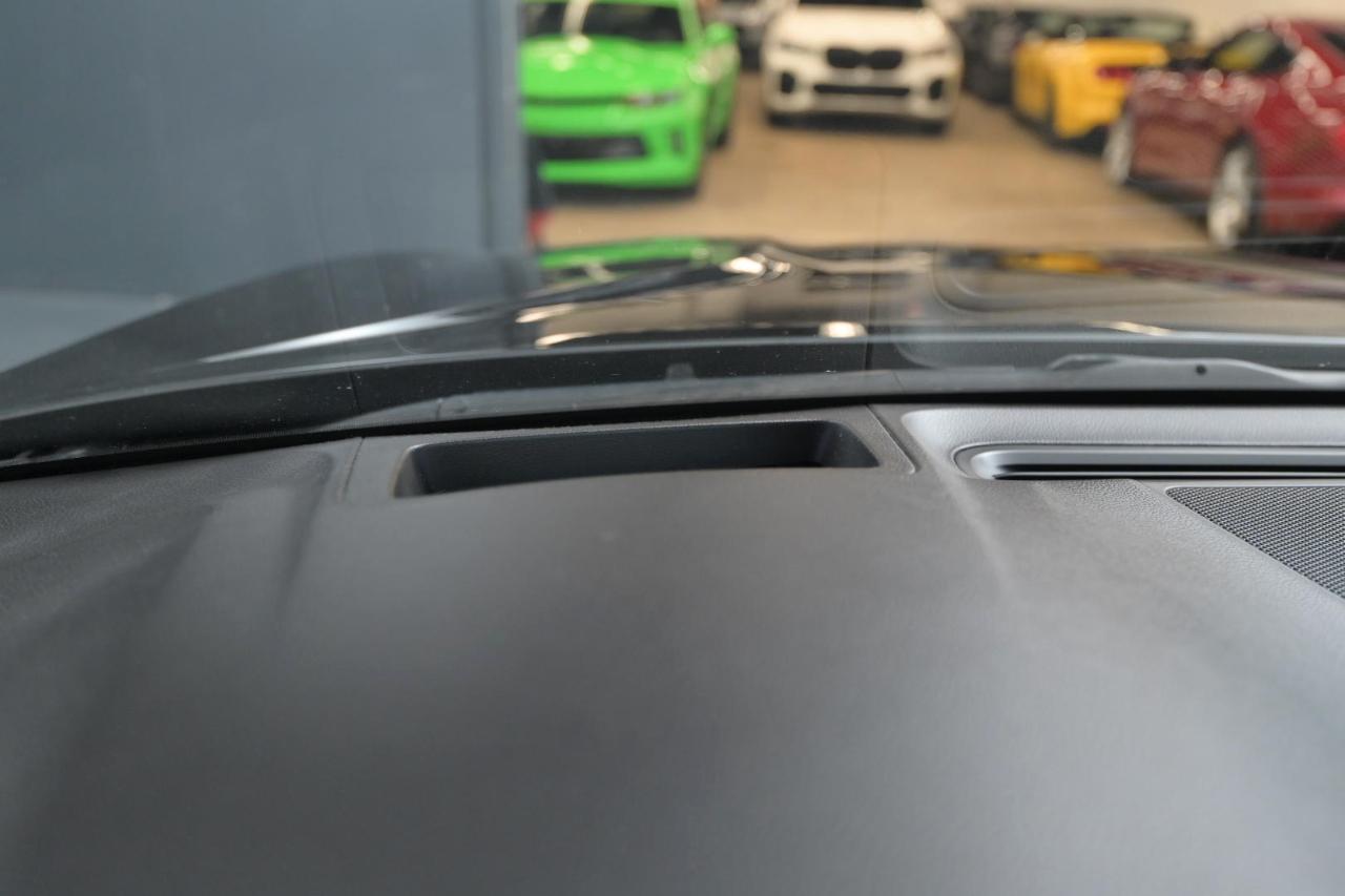 Genesis G70 2.0T Advanced AWD 2019