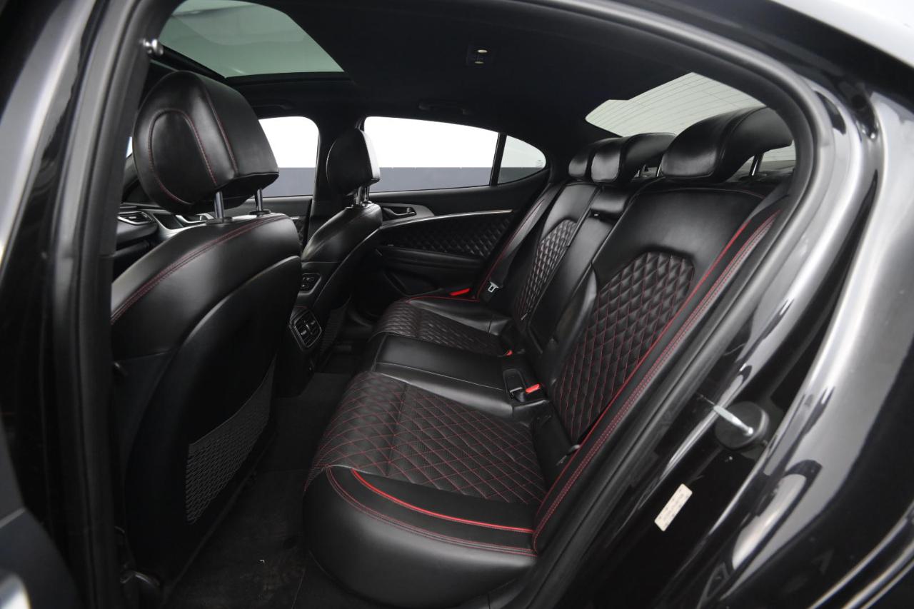 Genesis G70 2.0T Advanced AWD 2019