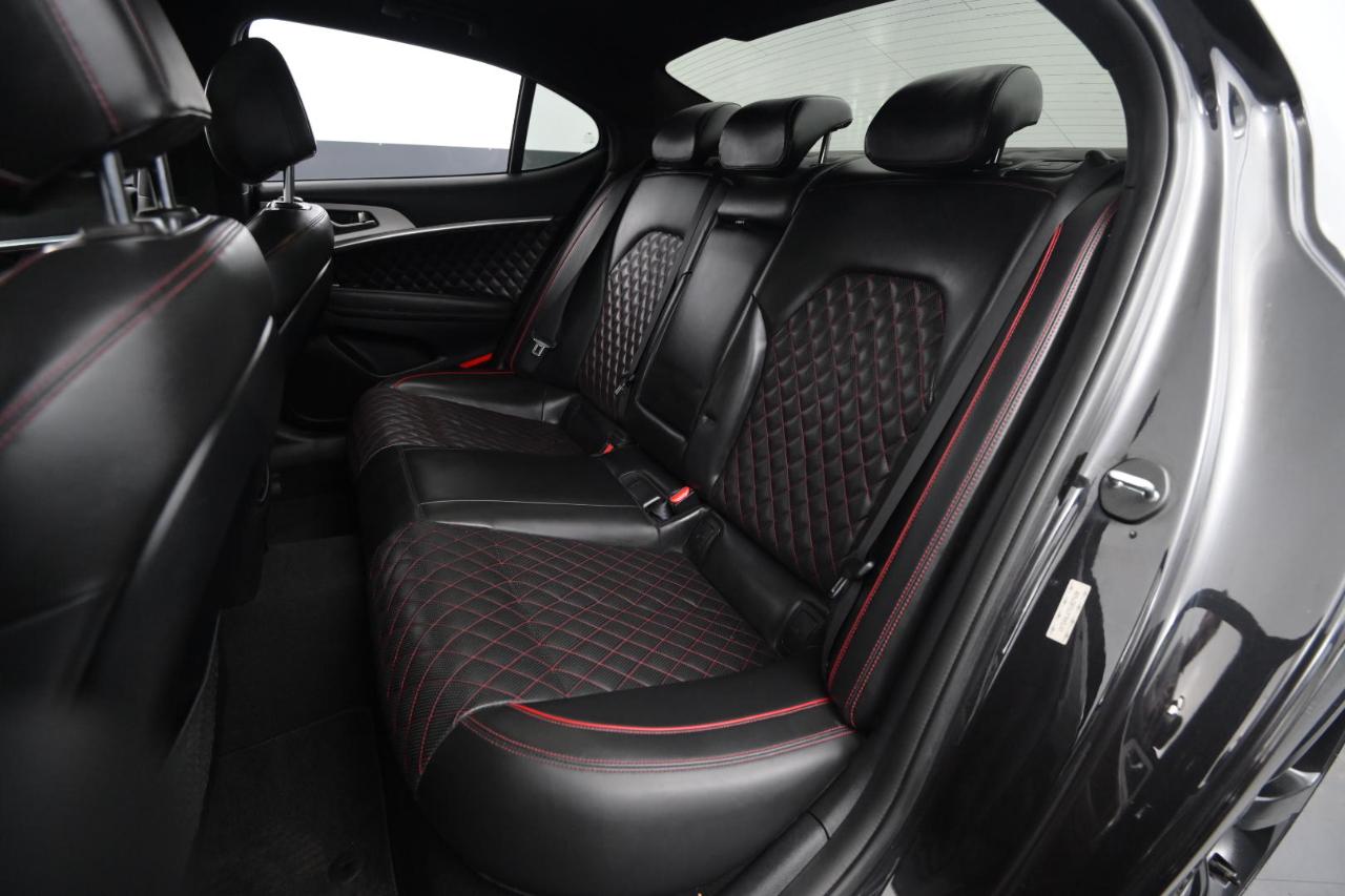 Genesis G70 2.0T Advanced AWD 2019