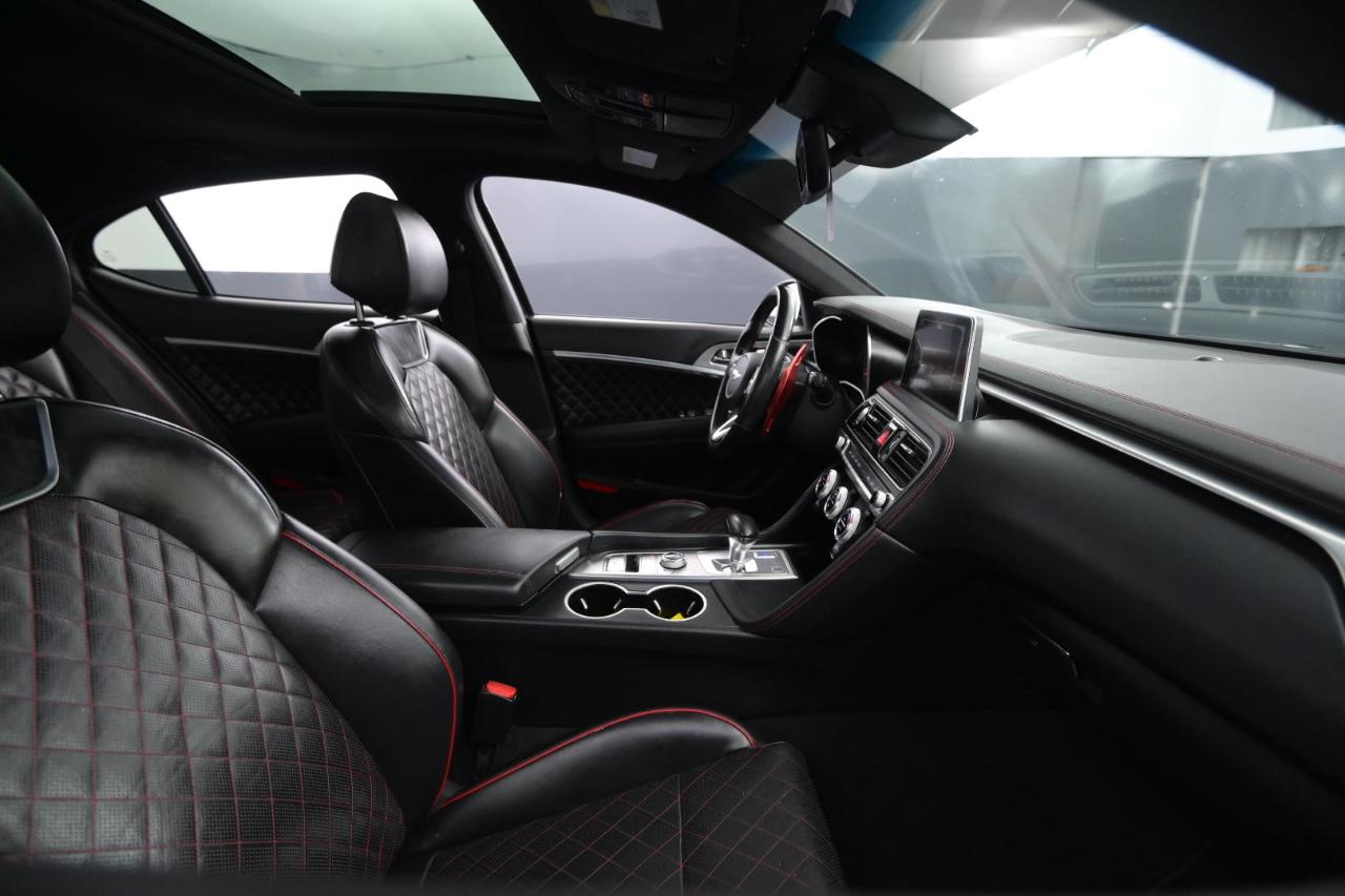 Genesis G70 2.0T Advanced AWD 2019