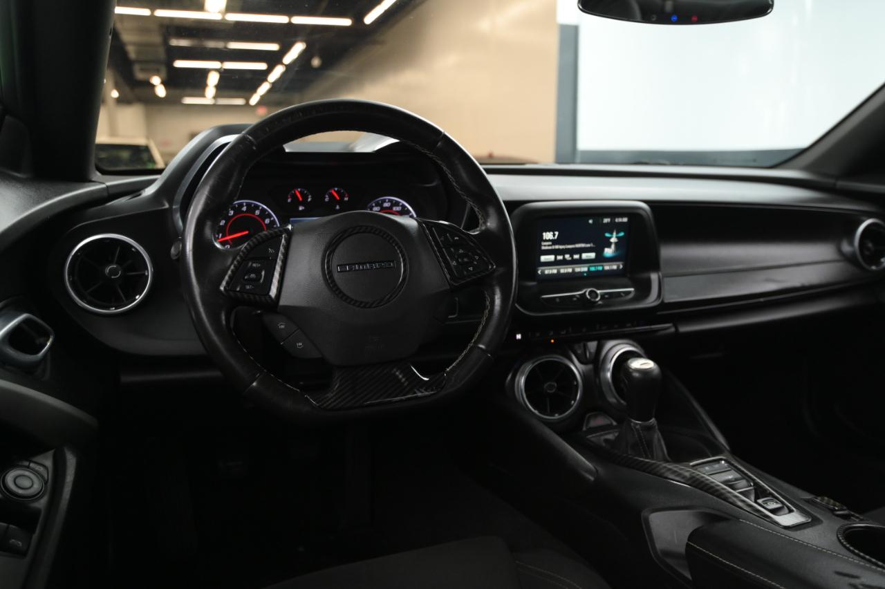 Chevrolet Camaro 2dr Cpe 1LS 2017