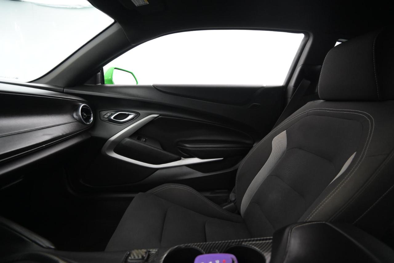 Chevrolet Camaro 2dr Cpe 1LS 2017