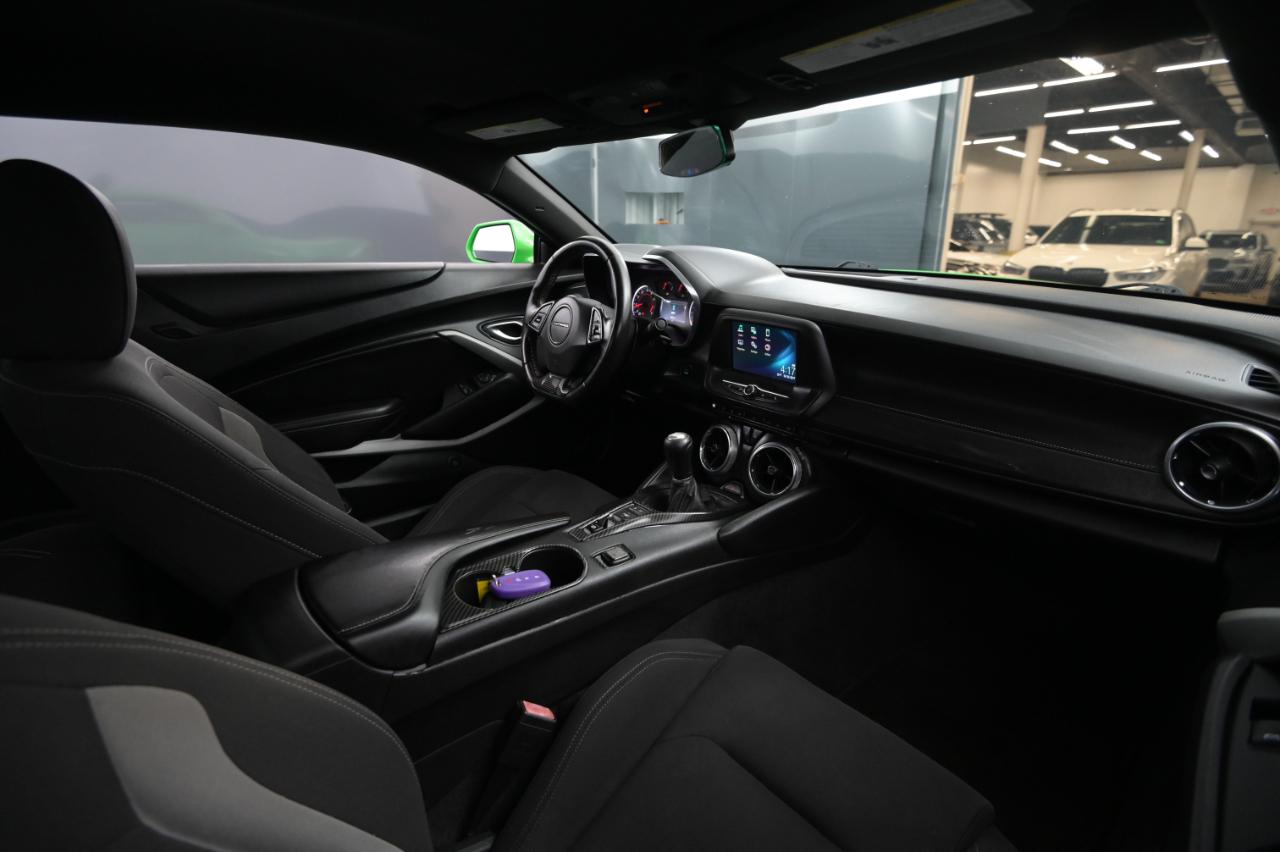 Chevrolet Camaro 2dr Cpe 1LS 2017