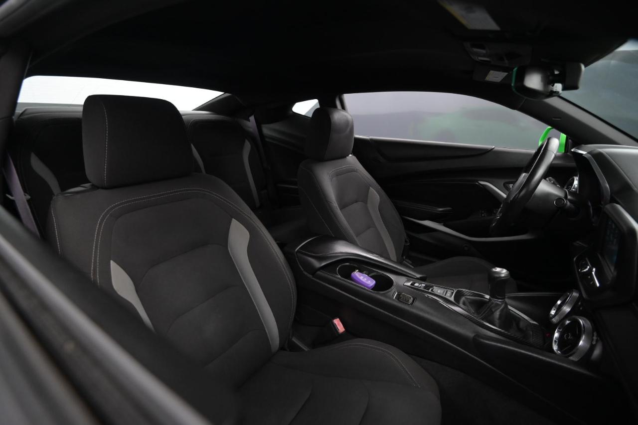 Chevrolet Camaro 2dr Cpe 1LS 2017
