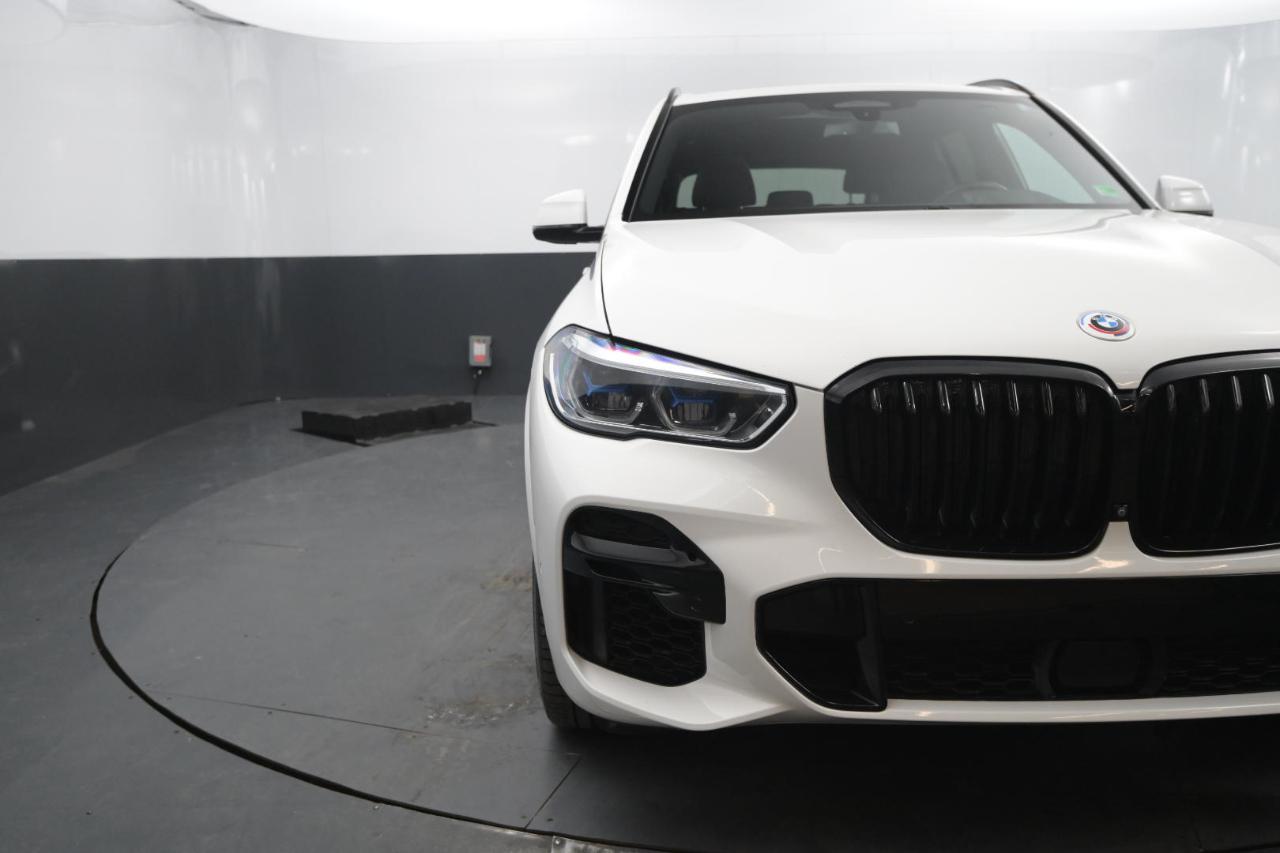 BMW X5 M50i Sports Activity Vehicle 2022