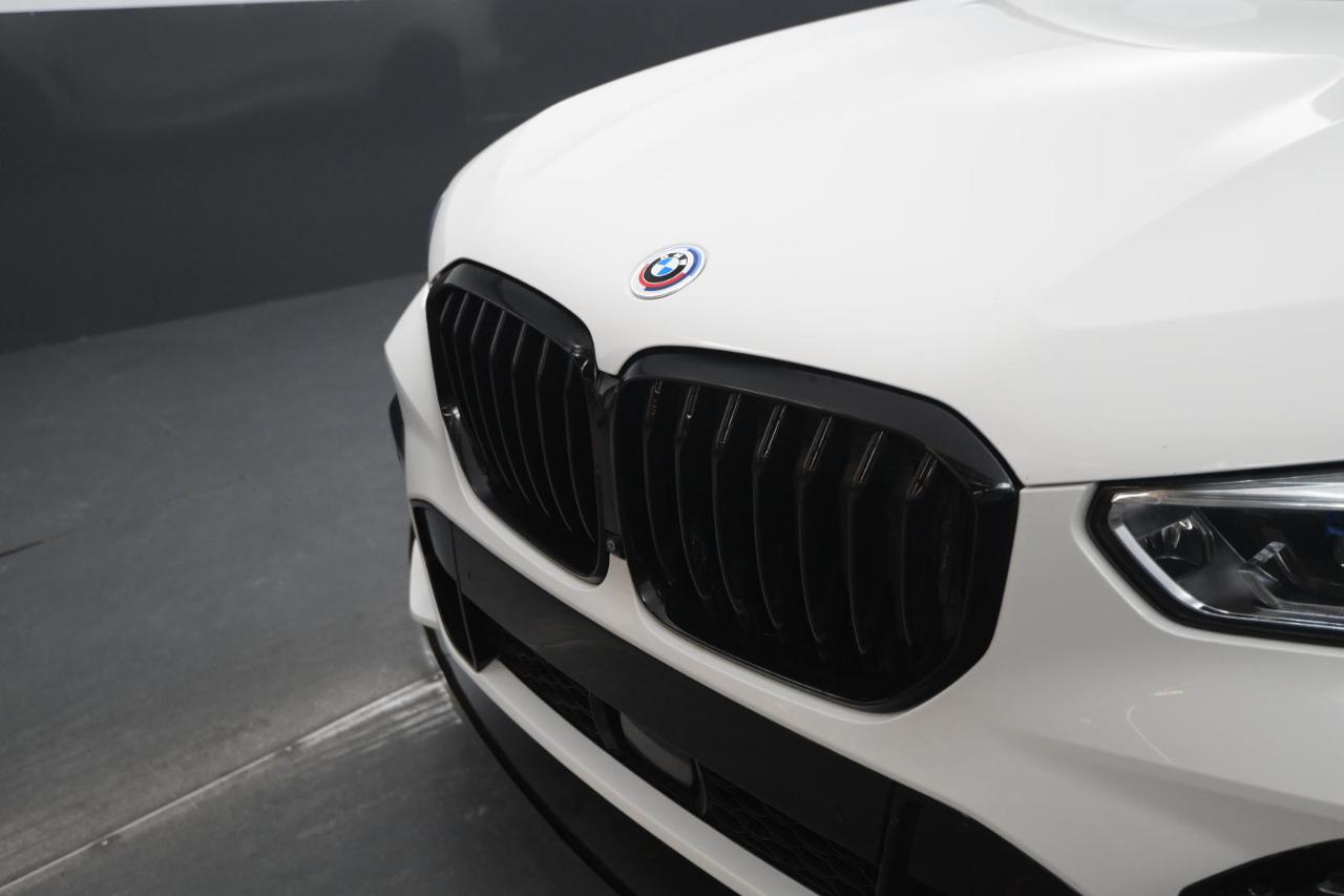 BMW X5 M50i Sports Activity Vehicle 2022