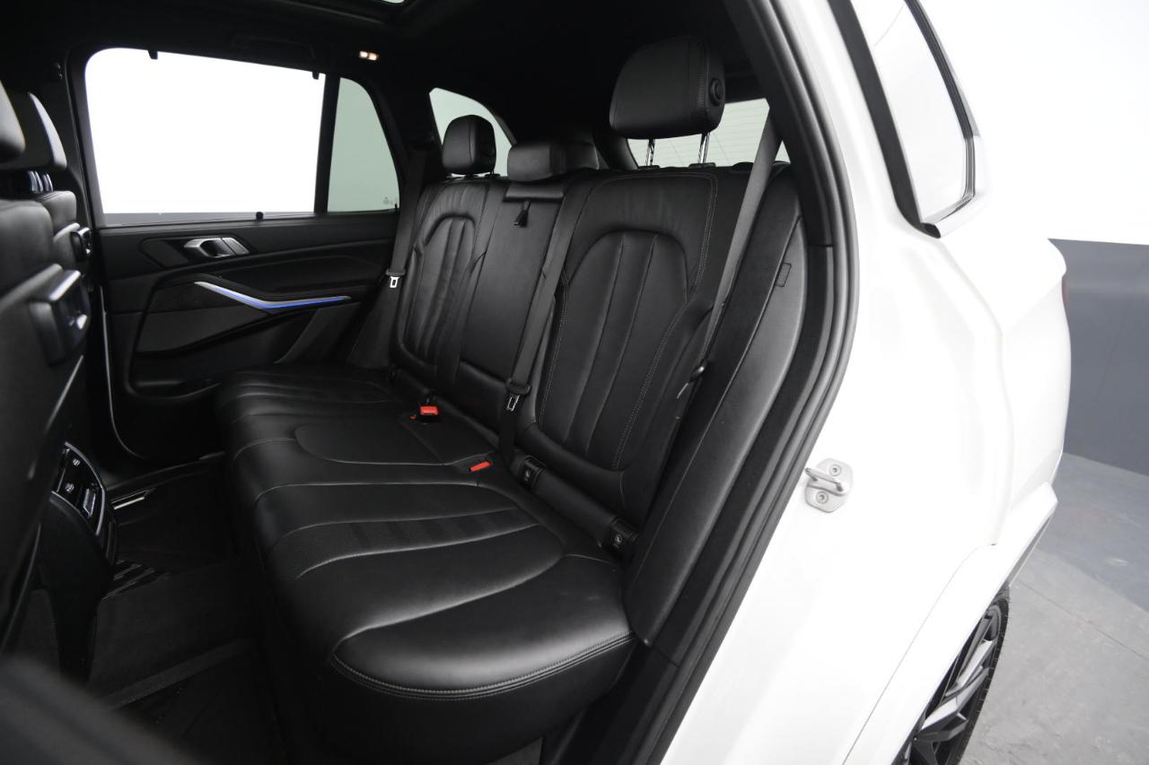 BMW X5 M50i Sports Activity Vehicle 2022