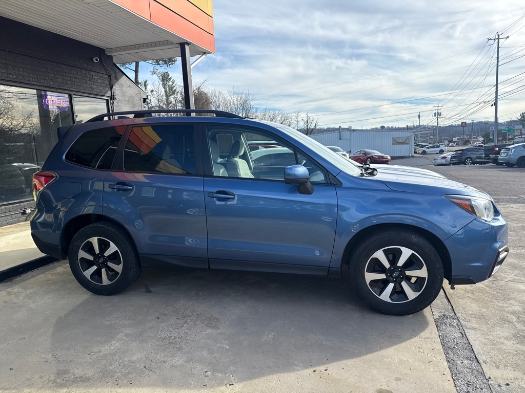2017 Subaru Forester 2.5i Premium PZEV CVT