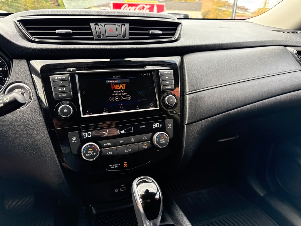 Nissan Rogue S AWD 2019 Nissan Rogue S AWD 2019